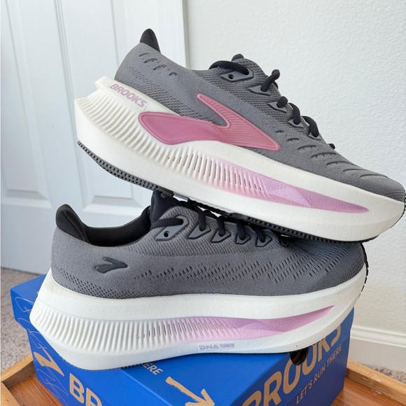 Brooks Glycerin Max 2 Road Running Shoes Gray/Coconut/Metallic Sz 7 Athletic - Picture 7 of 16